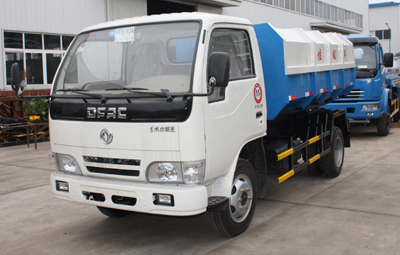 東風(fēng)金霸掛桶式垃圾車(chē)